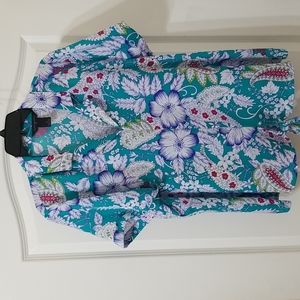 Investments 11 Tropical Print Short Sleeve Top